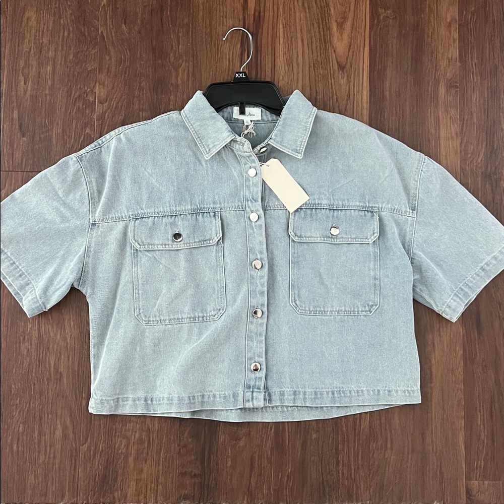 Cropped denim button up
